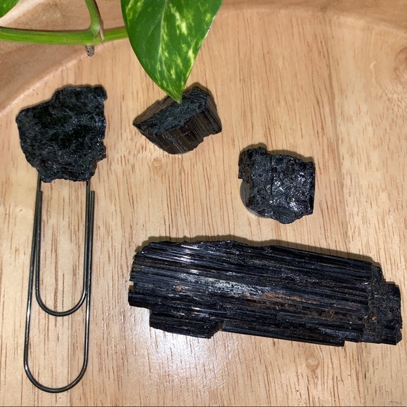 Black Tourmaline Bundle Stone Set Bookmark, Magnet - Picture 3 of 3
